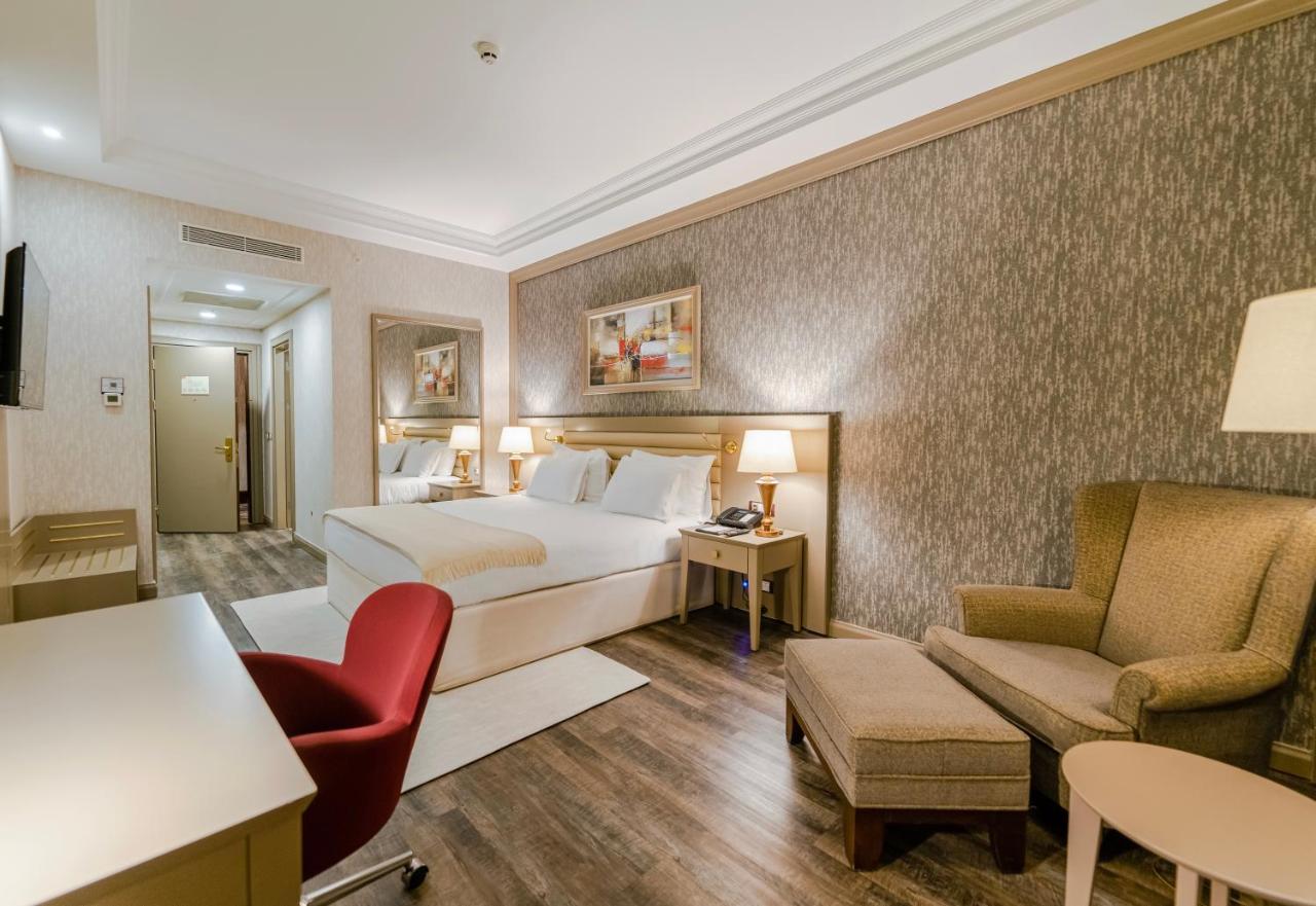 Wellborn Luxury Hotel Коджаели Екстериор снимка