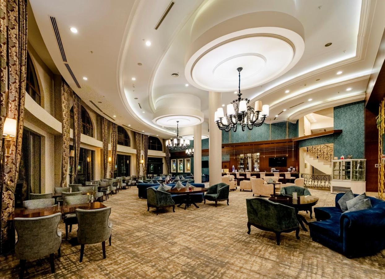 Wellborn Luxury Hotel Коджаели Екстериор снимка